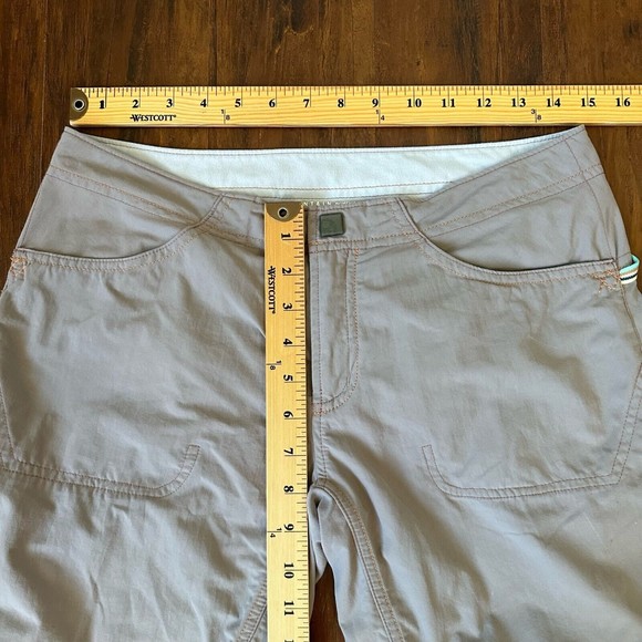 MOUNTAIN HARDWARE Womens Outdoor Ankle Zip Convertible Pants in Taupe - Picture 12 of 13